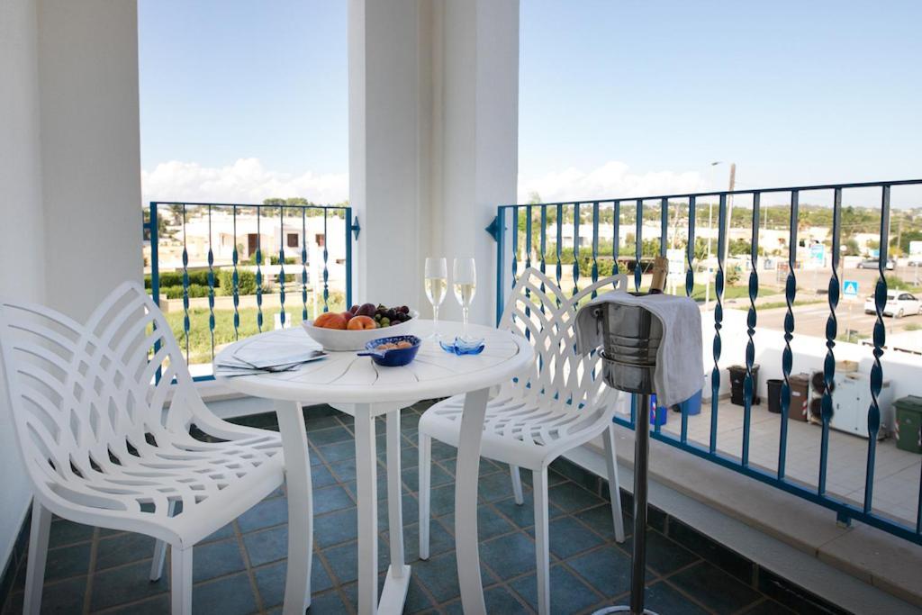 Gigli Hotel Salento Marina Di Pescoluse Eksteriør bilde