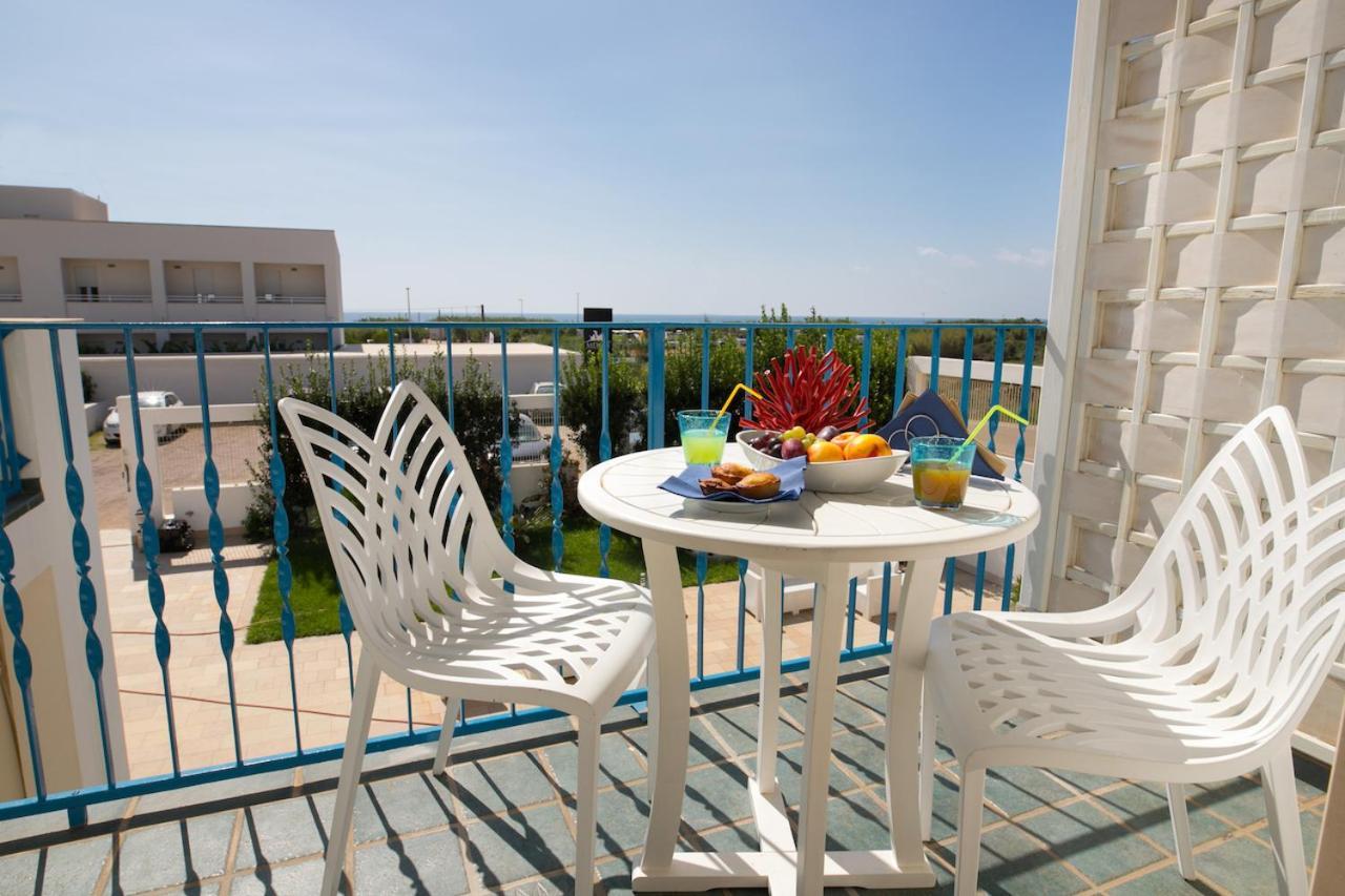 Gigli Hotel Salento Marina Di Pescoluse Eksteriør bilde