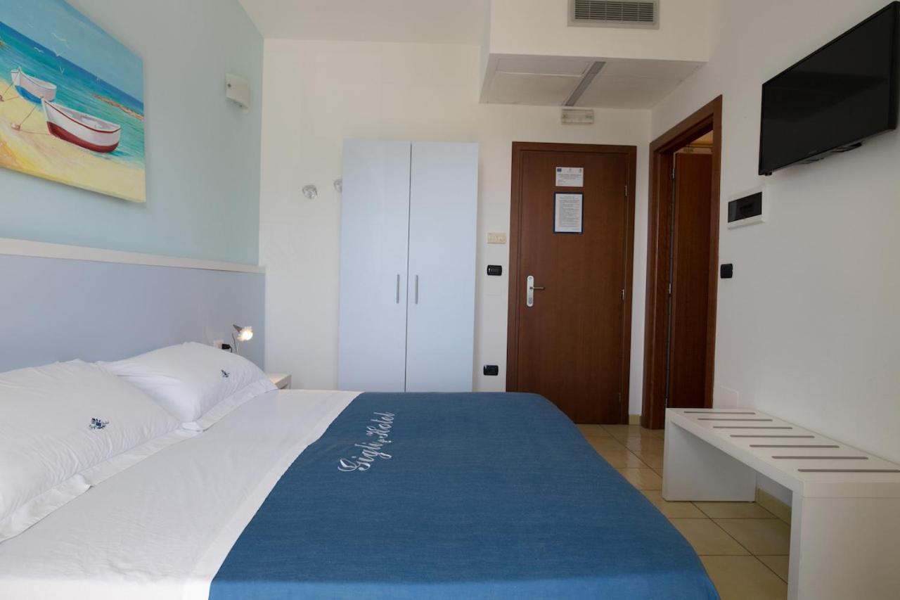 Gigli Hotel Salento Marina Di Pescoluse Rom bilde